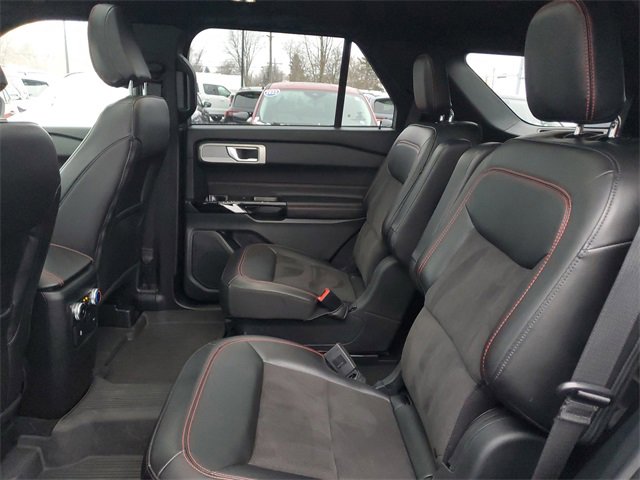 Certified 2023 Ford Explorer ST-Line w/ Class IV Trailer Tow Package image 26