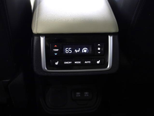 Used 2021 Subaru Ascent Limited w/ Popular Package #2 image 20