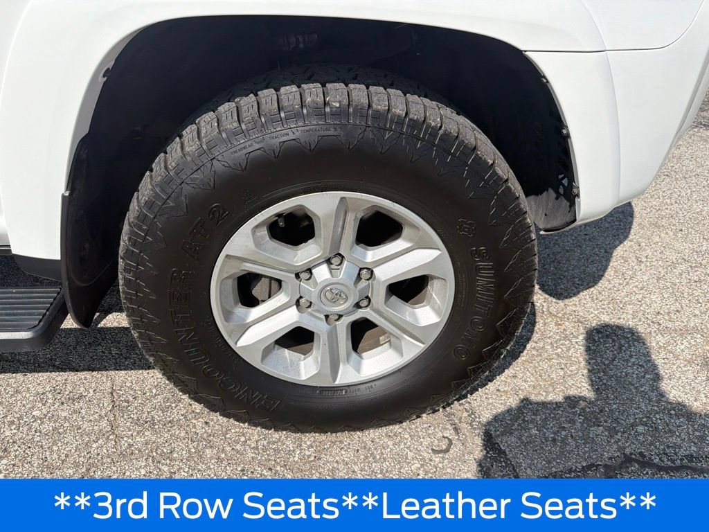 Used 2023 Toyota 4Runner SR5 Premium w/ Moonroof Package AWD/4WD image 12