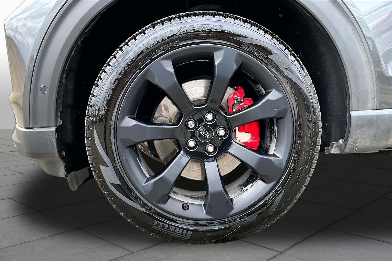 Certified 2020 Ford Explorer ST w/ ST Street Pack AWD/4WD image 11