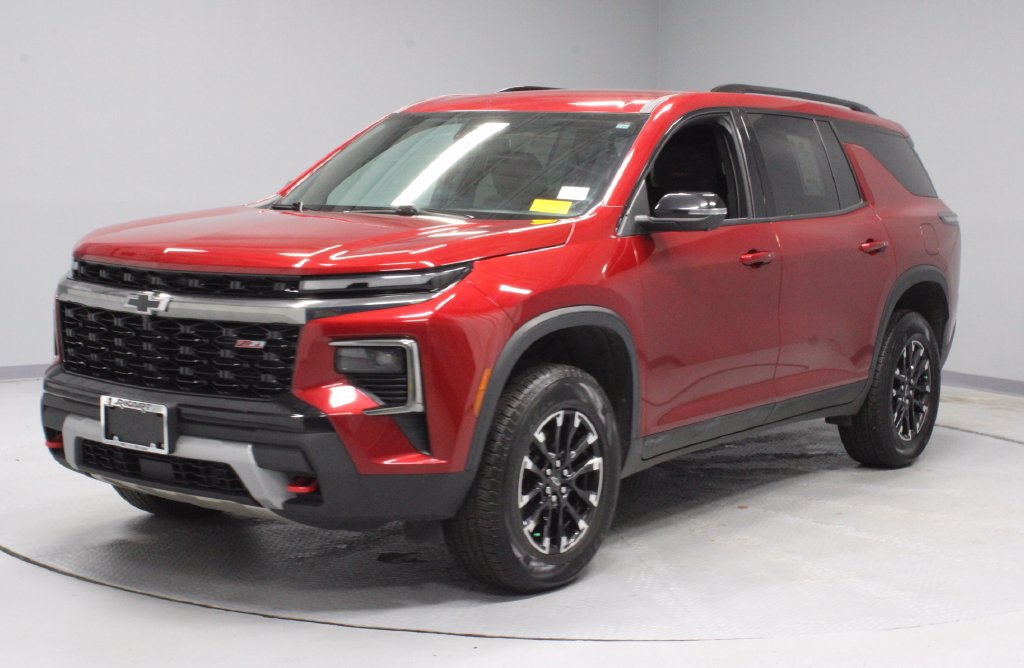 Used 2024 Chevrolet Traverse Z71 AWD/4WD image 6