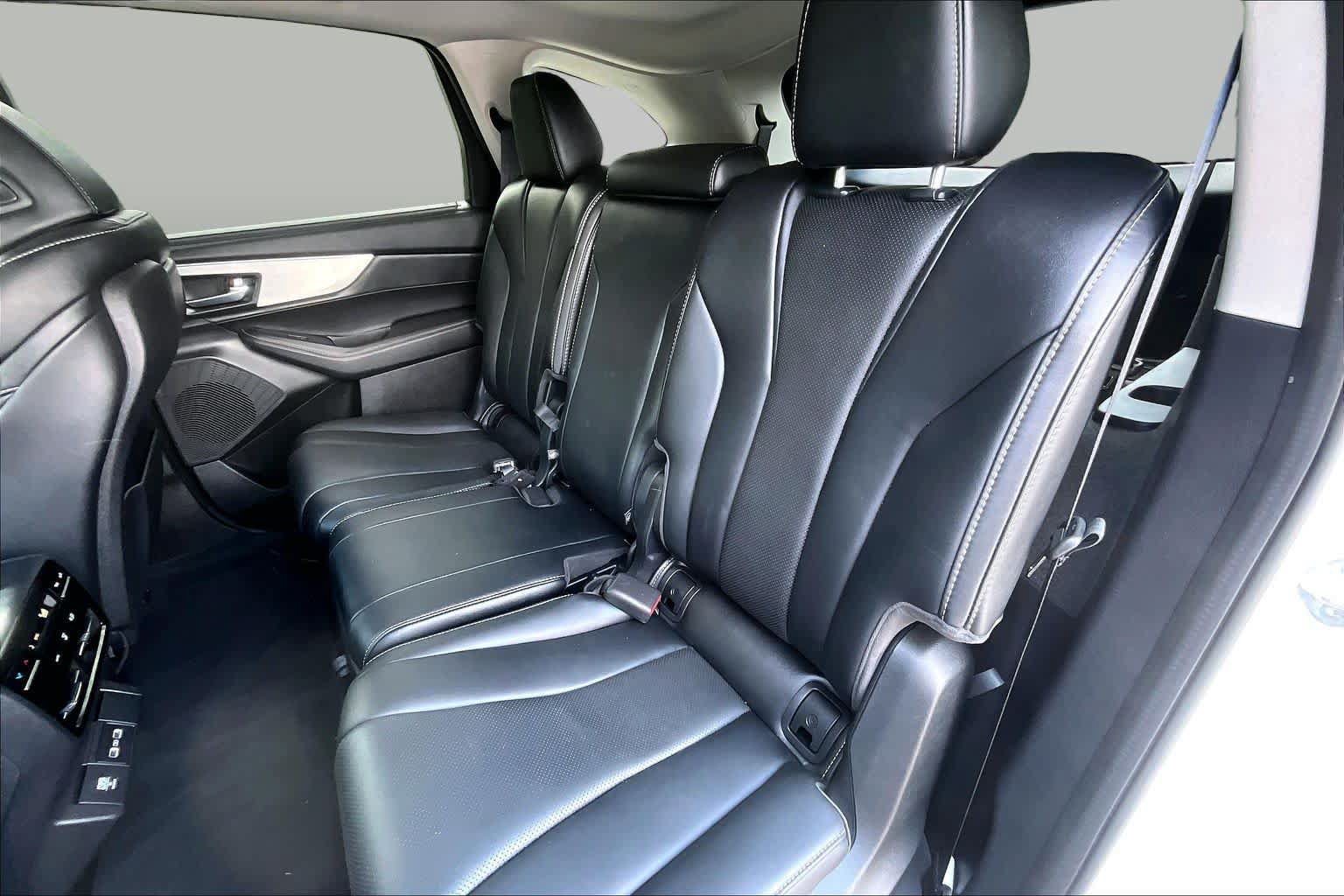 Used 2023 Acura MDX SH-AWD w/ Technology Package image 41
