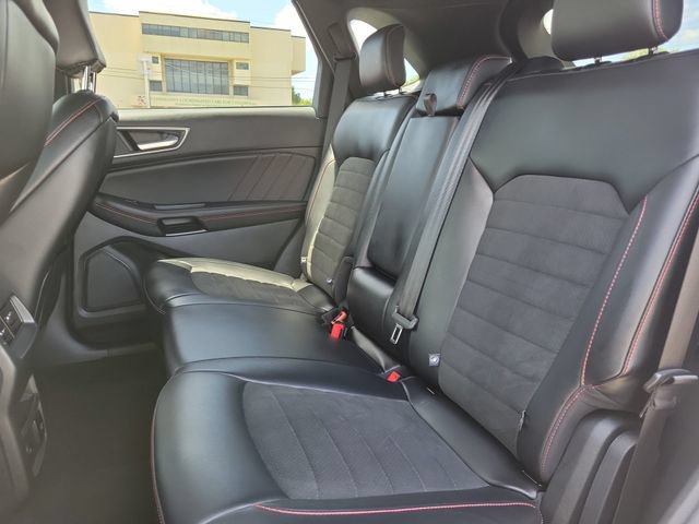 Certified 2023 Ford Edge ST-Line AWD/4WD image 15