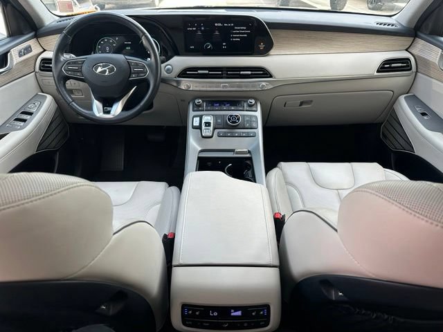 Used 2021 Hyundai Palisade Limited w/ Cargo Package AWD/4WD image 12