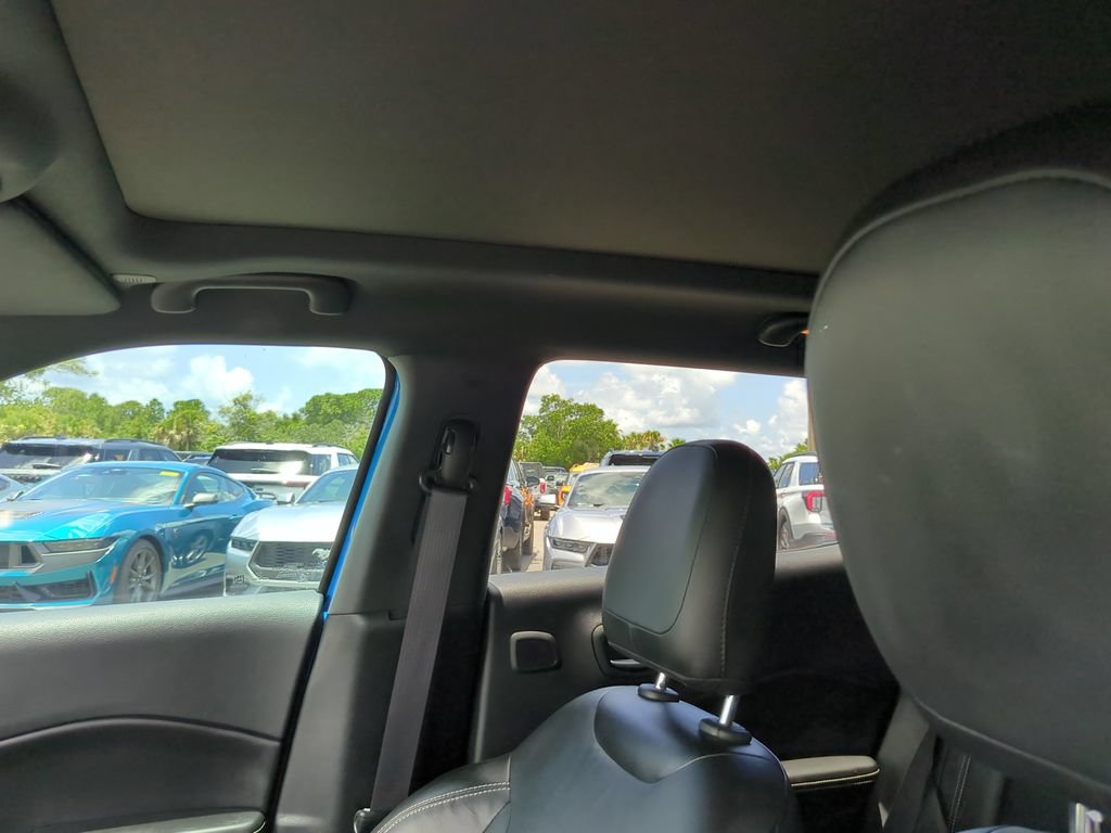 Used 2021 Jeep Compass Latitude w/ Sun and Sound Group FWD image 24
