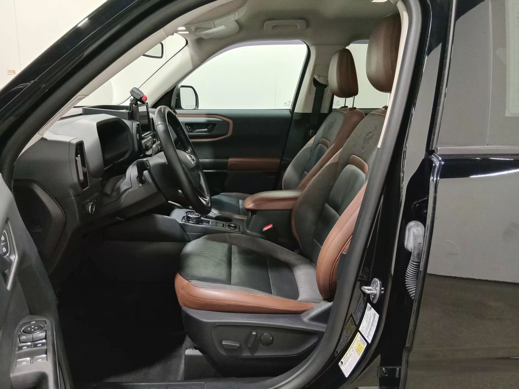 Certified 2022 Ford Bronco Sport Outer Banks w/ Tech Package AWD/4WD image 16