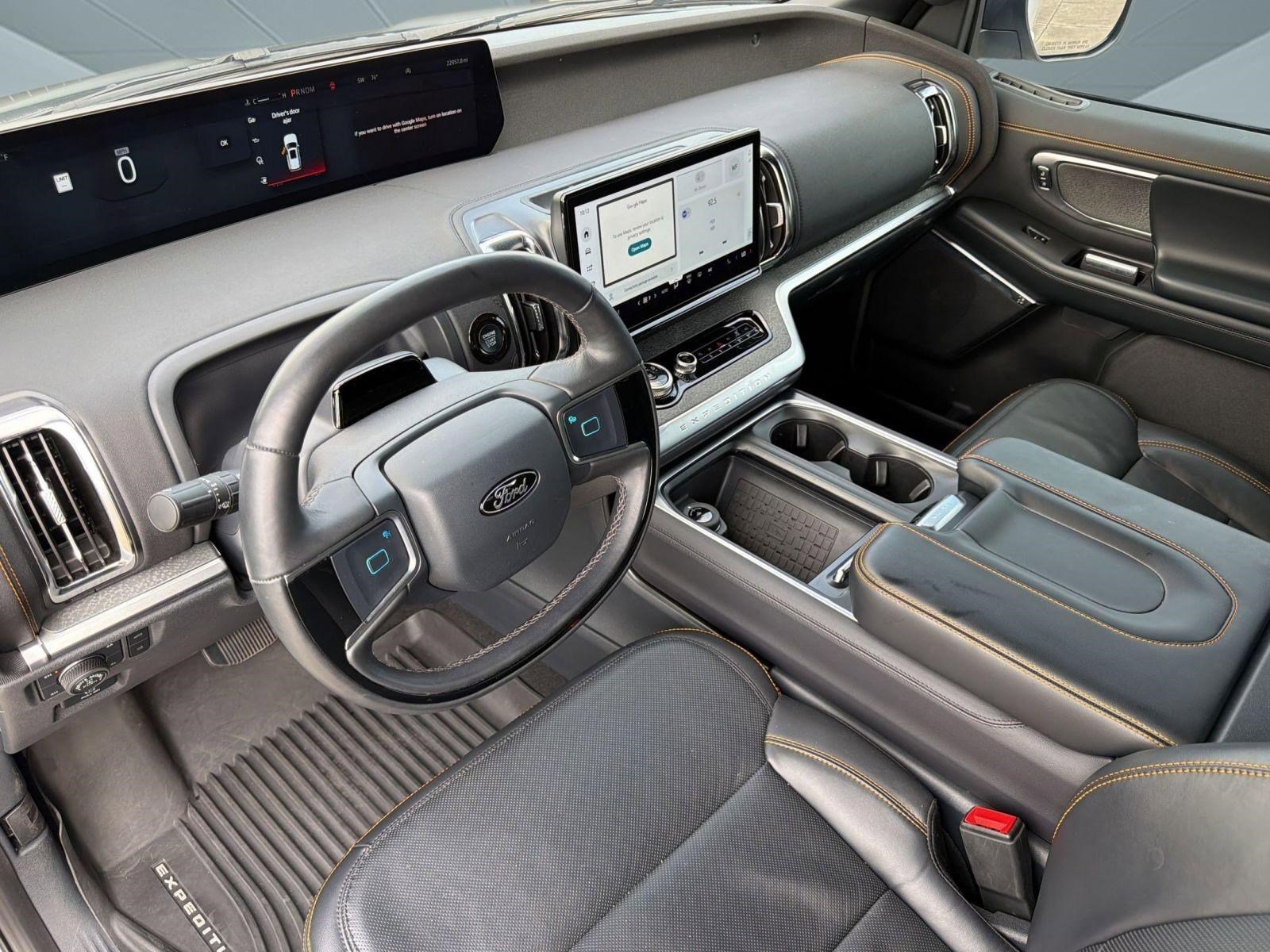 Certified 2025 Ford Expedition Tremor AWD/4WD image 4