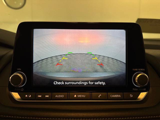 Used 2024 Nissan Rogue S FWD image 25