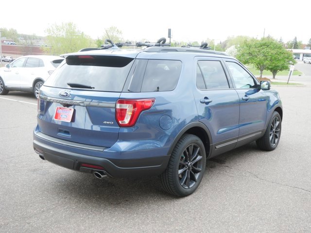 Certified 2018 Ford Explorer XLT w/ Equipment Group 202A AWD/4WD image 5