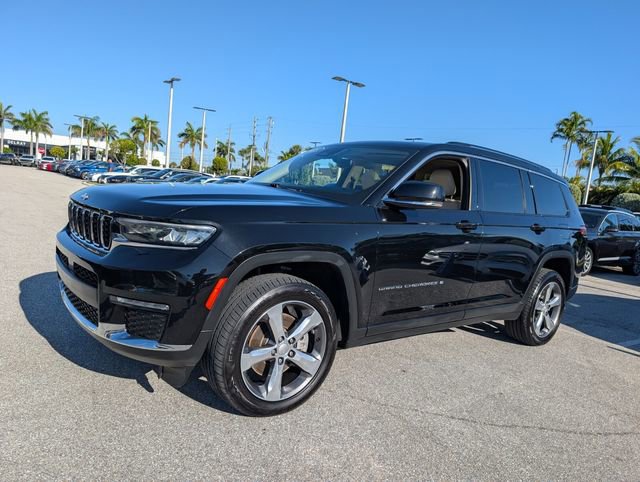 Used 2021 Jeep Grand Cherokee L Limited RWD image 3