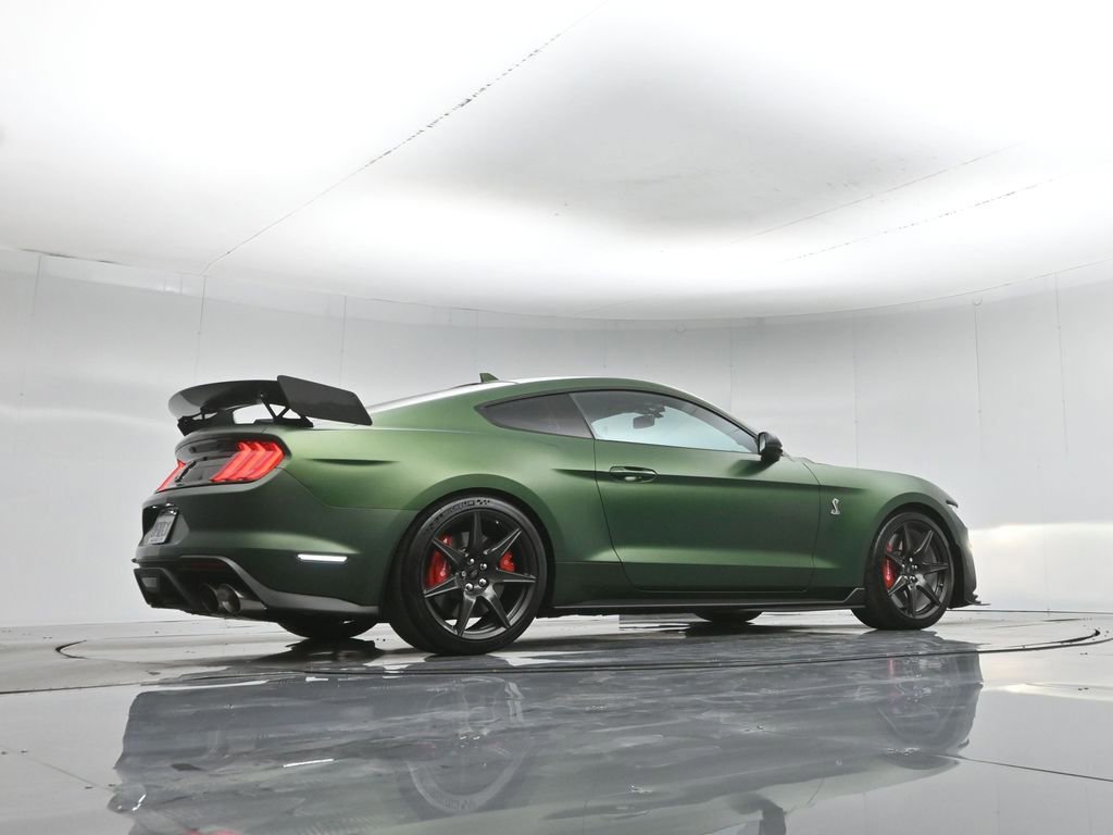 Certified 2022 Ford Mustang Shelby GT500 w/ Carbon Fiber Track Pack image 17