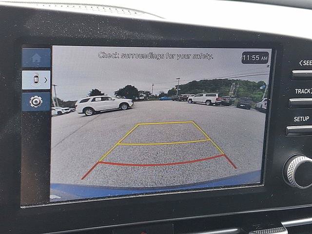 Used 2024 Hyundai Elantra SE FWD image 15