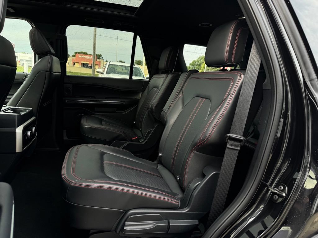 Certified 2024 Ford Expedition Limited AWD/4WD image 11