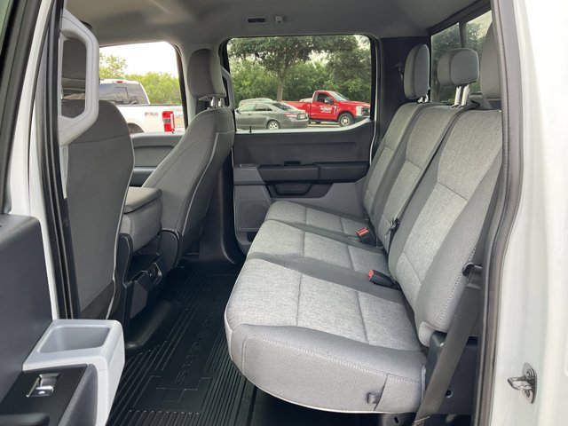 Certified 2025 Ford F250 XL w/ FX4 Off-Road Package AWD/4WD image 9