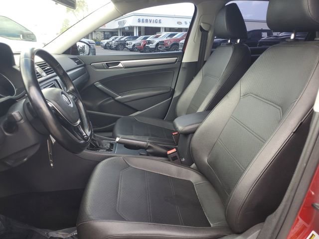 Used 2017 Volkswagen Passat 1.8T R-Line image 15