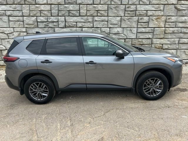Used 2023 Nissan Rogue S AWD/4WD image 6