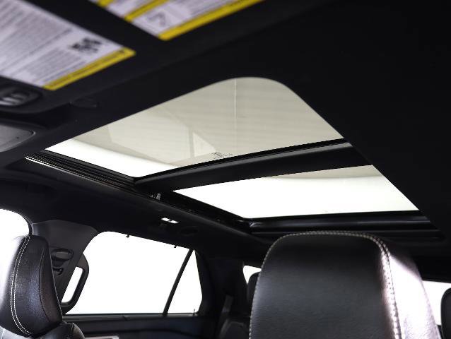 Certified 2023 Ford Explorer ST w/ Equipment Group 401A image 19