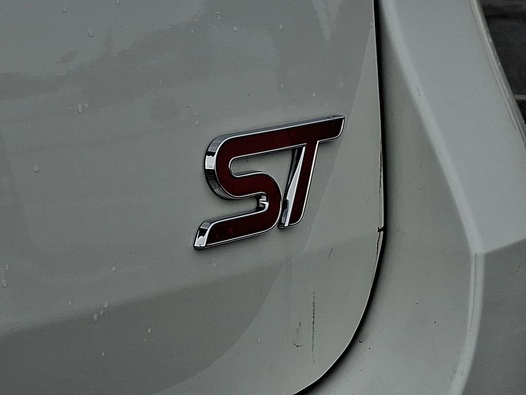 Certified 2023 Ford Explorer ST w/ Equipment Group 401A image 34