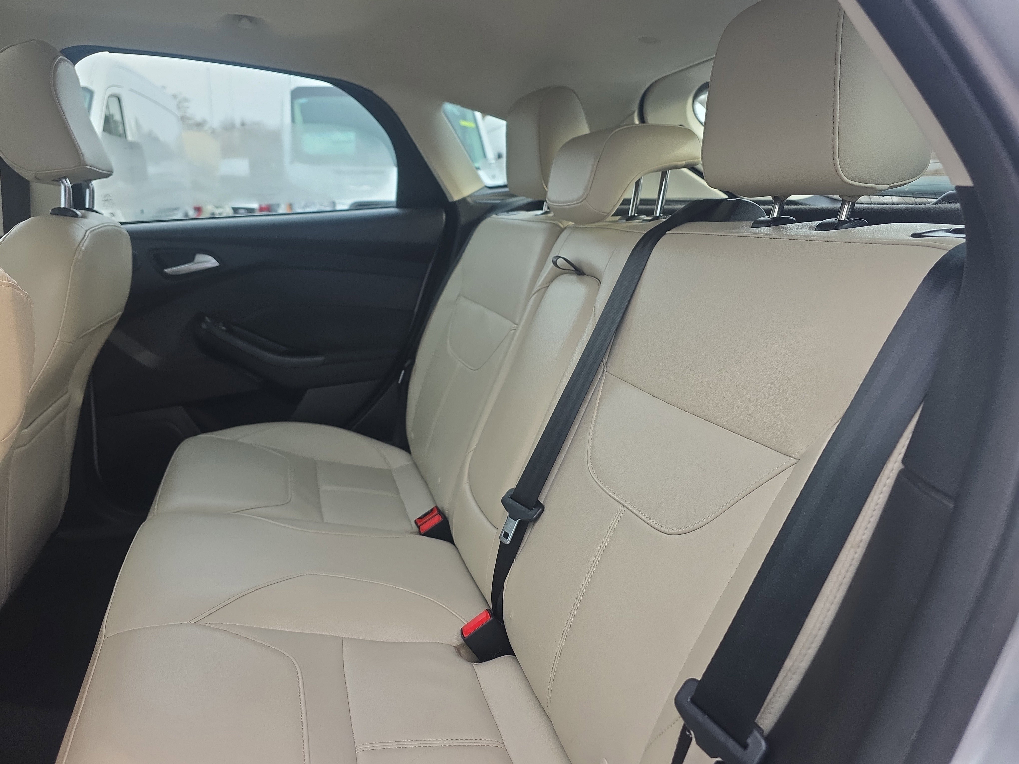 Certified 2018 Ford Focus Titanium image 20