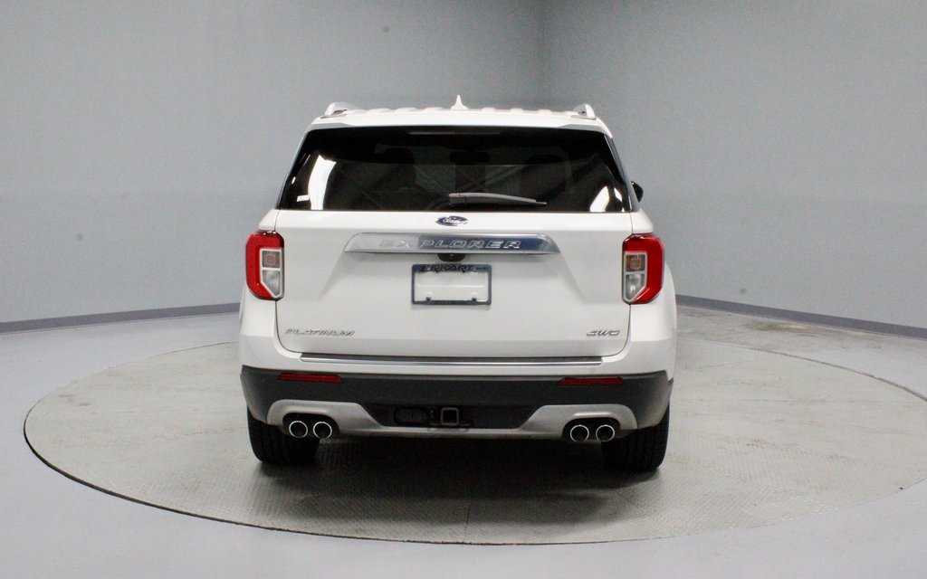 Certified 2022 Ford Explorer Platinum w/ Equipment Group 601A image 4