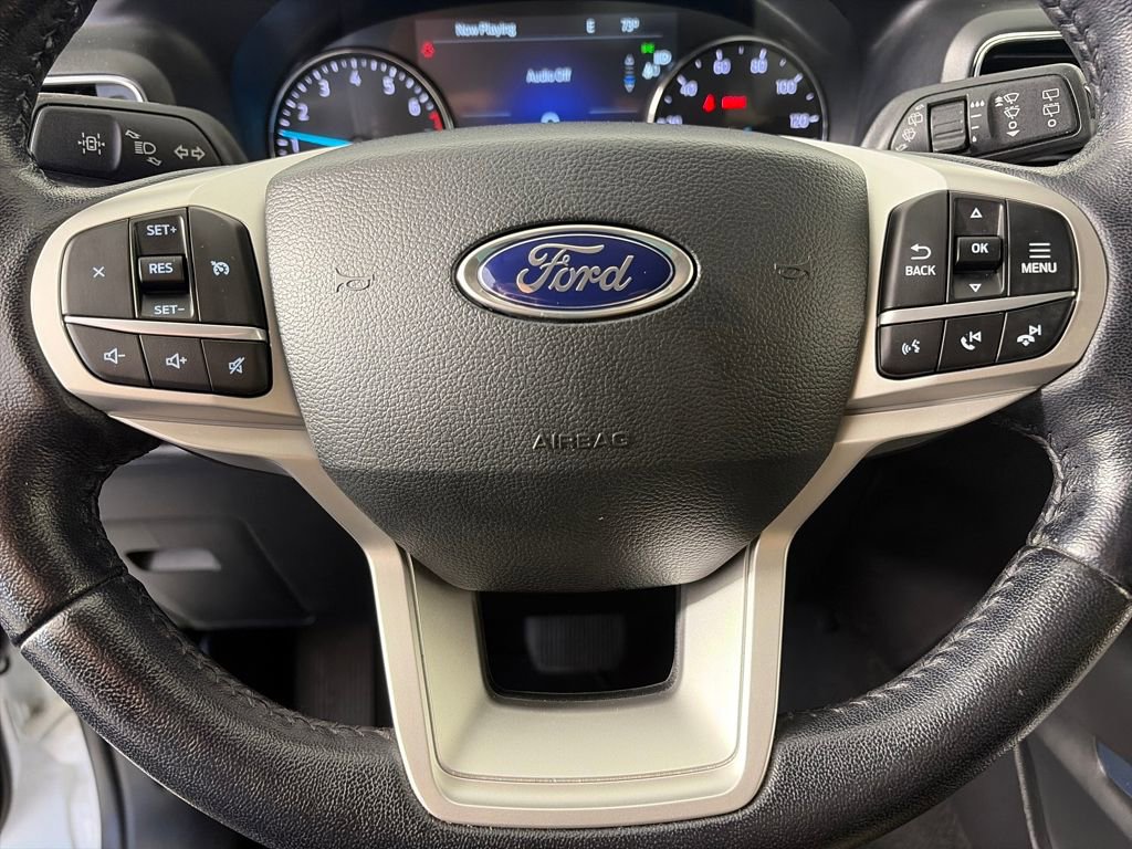Certified 2022 Ford Explorer XLT w/ Equipment Group 202A image 16