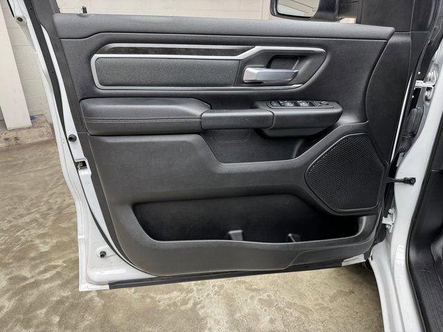 Used 2022 RAM 1500 Big Horn w/ Night Edition image 11