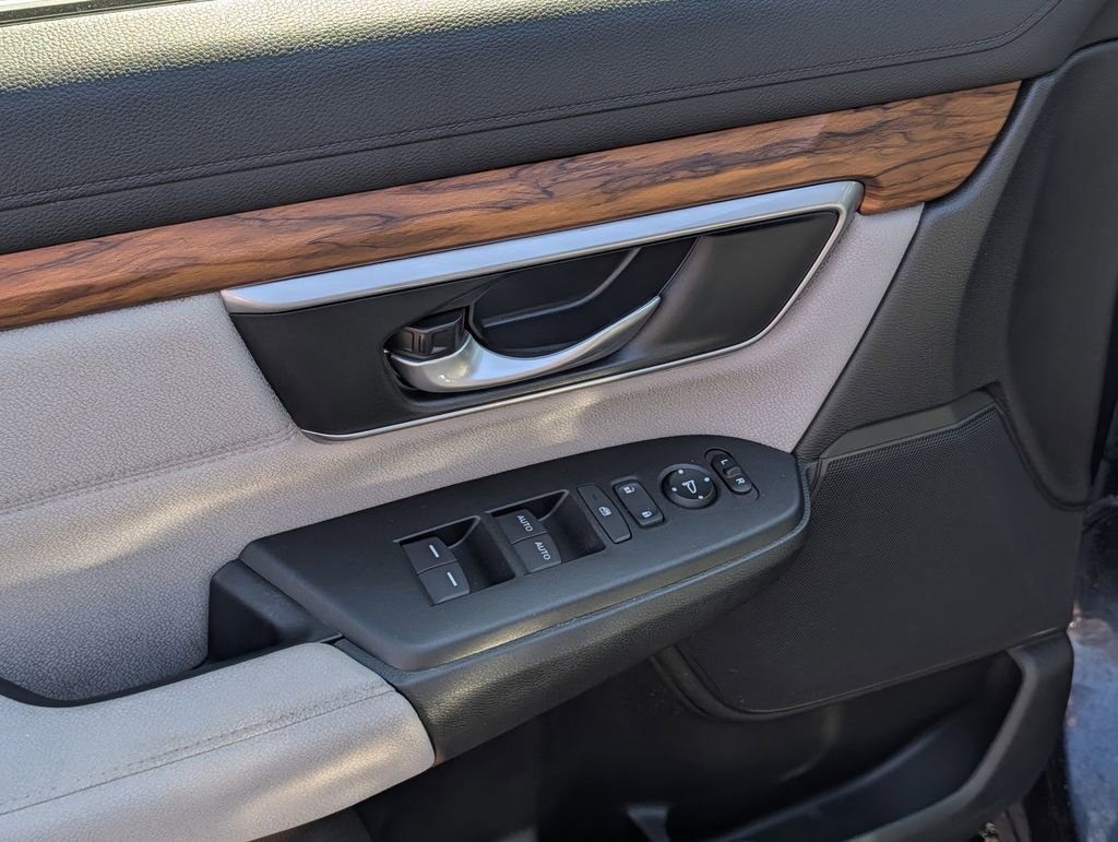 Used 2018 Honda CR-V EX image 17