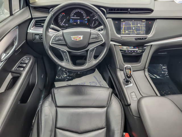 Used 2018 Cadillac XT5 Luxury w/ Driver Awareness Package image 14