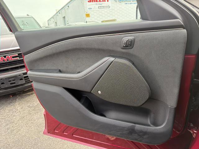 Certified 2025 Ford Mustang Mach-E GT image 25