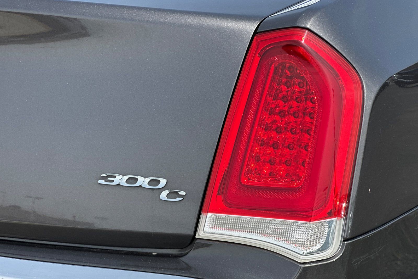 Used 2017 Chrysler 300 C w/ Safetytec Plus Group image 26