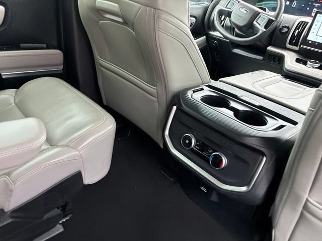 Certified 2025 Ford Expedition Active AWD/4WD image 48