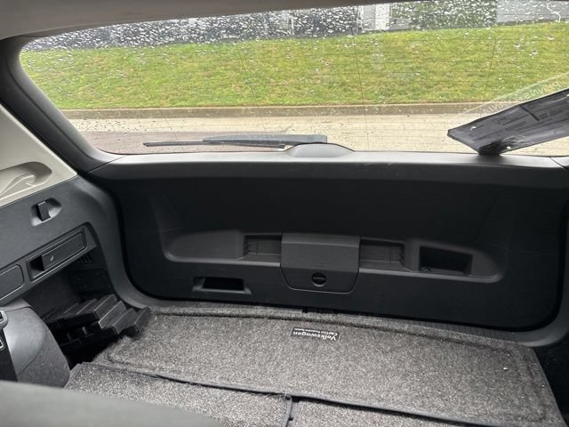 Used 2019 Volkswagen Tiguan SE w/ Panoramic Sunroof Package AWD/4WD image 40