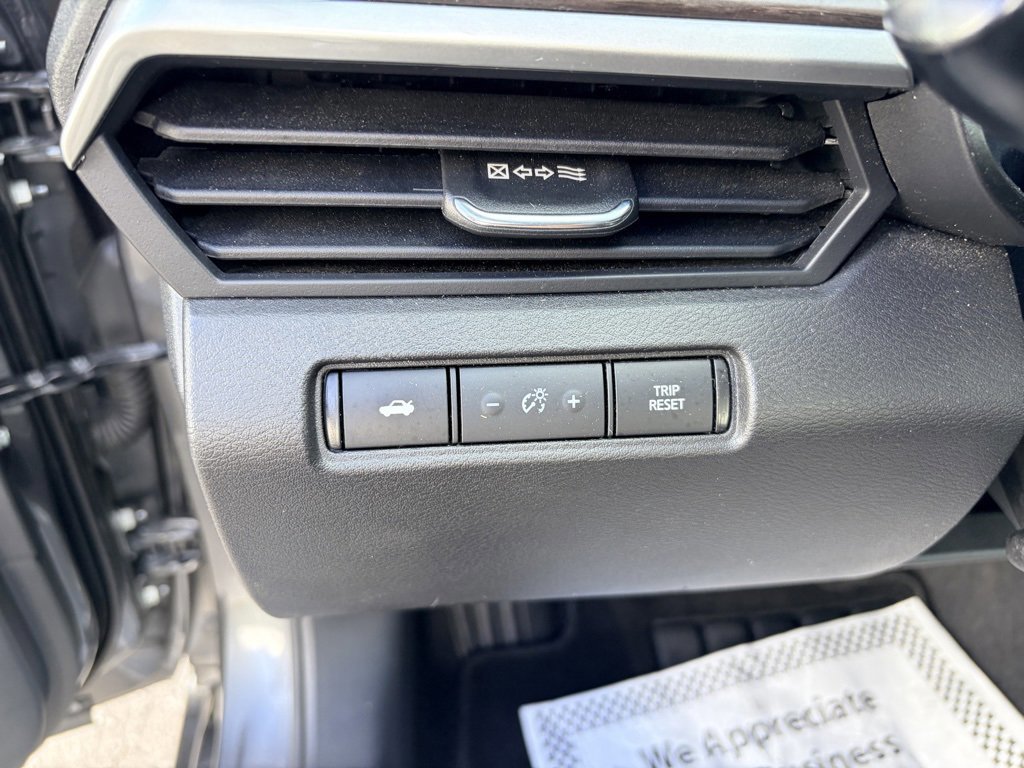 Used 2024 Nissan Altima 2.5 SV image 19