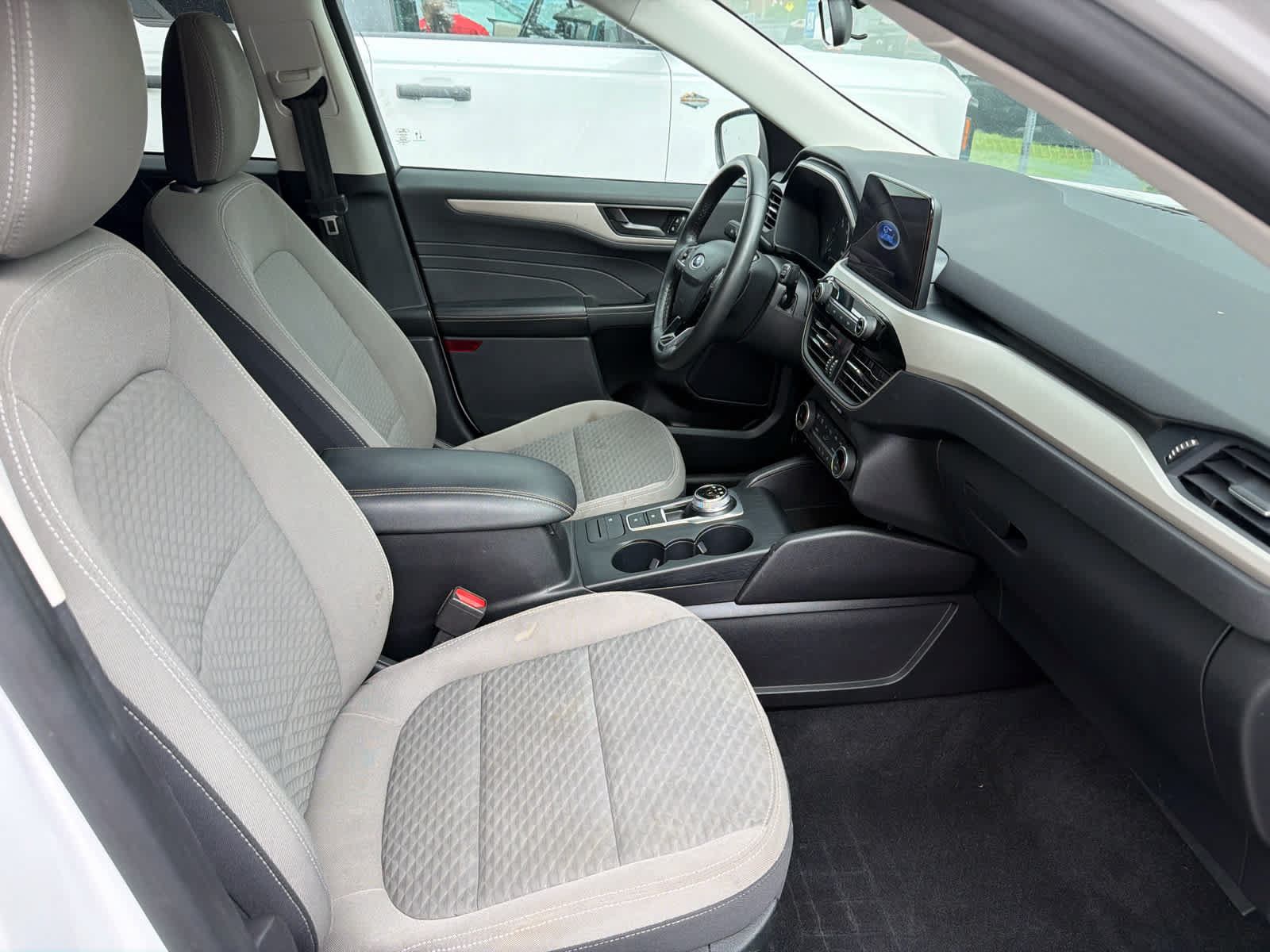 Certified 2022 Ford Escape SE w/ Cold Weather Package AWD/4WD image 6