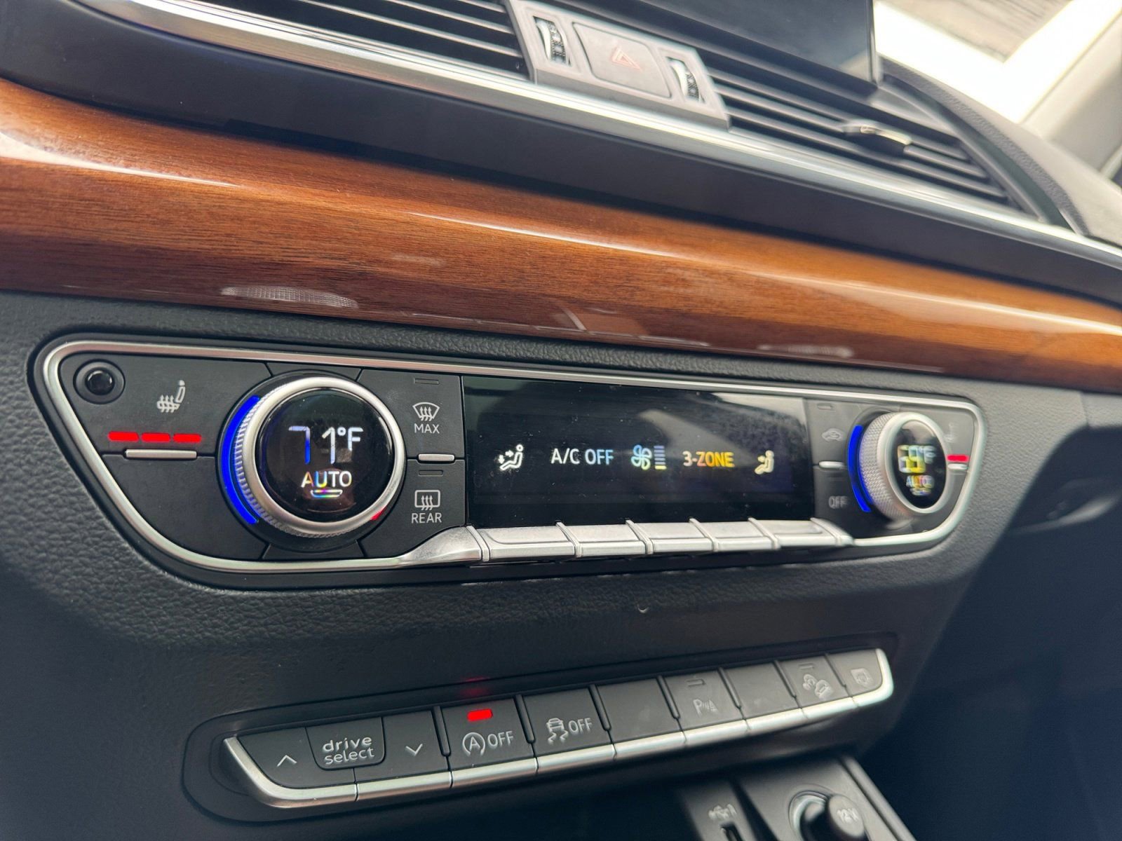 Used 2022 Audi Q5 2.0T Premium Plus image 24