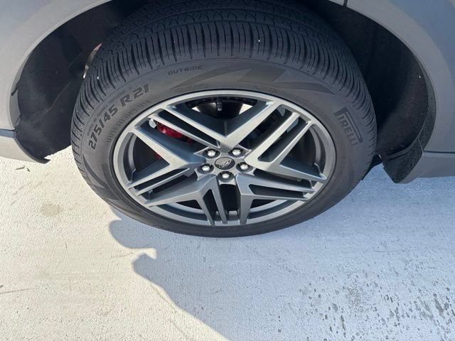 Certified 2025 Ford Explorer ST AWD/4WD image 10