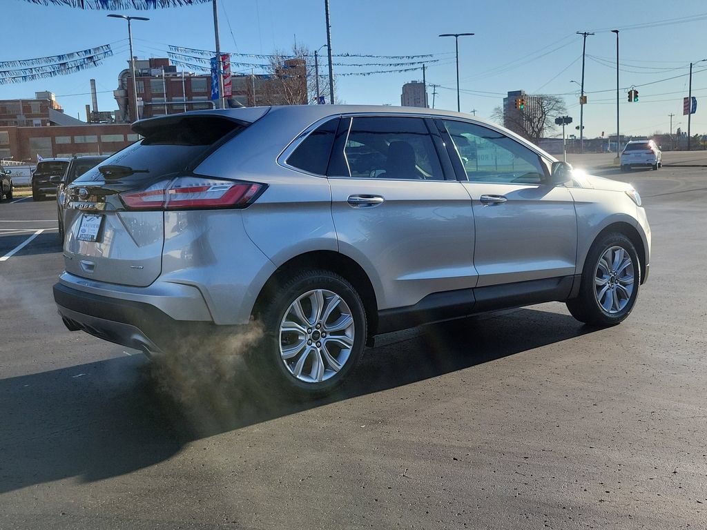Certified 2023 Ford Edge Titanium AWD/4WD image 3