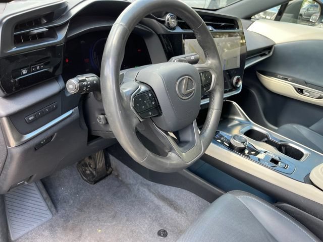 Used 2023 Lexus RZ 450e Premium w/ Technology Package AWD/4WD image 18