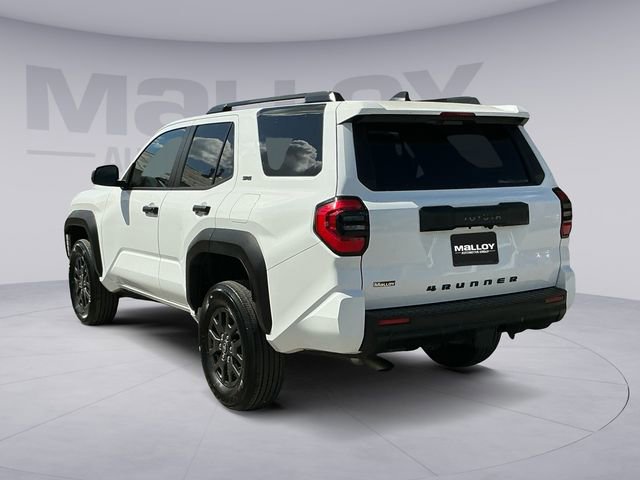 Used 2025 Toyota 4Runner SR5 image 3