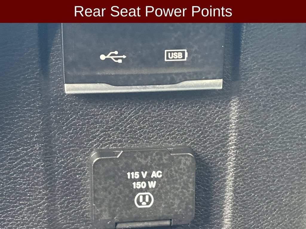 Used 2018 Jeep Wrangler Unlimited Sahara w/ Dual Top Group AWD/4WD image 21