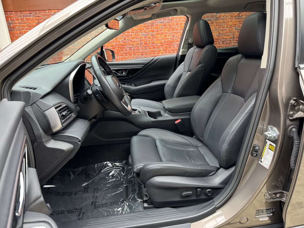 Used 2023 Subaru Outback Limited XT AWD/4WD image 23