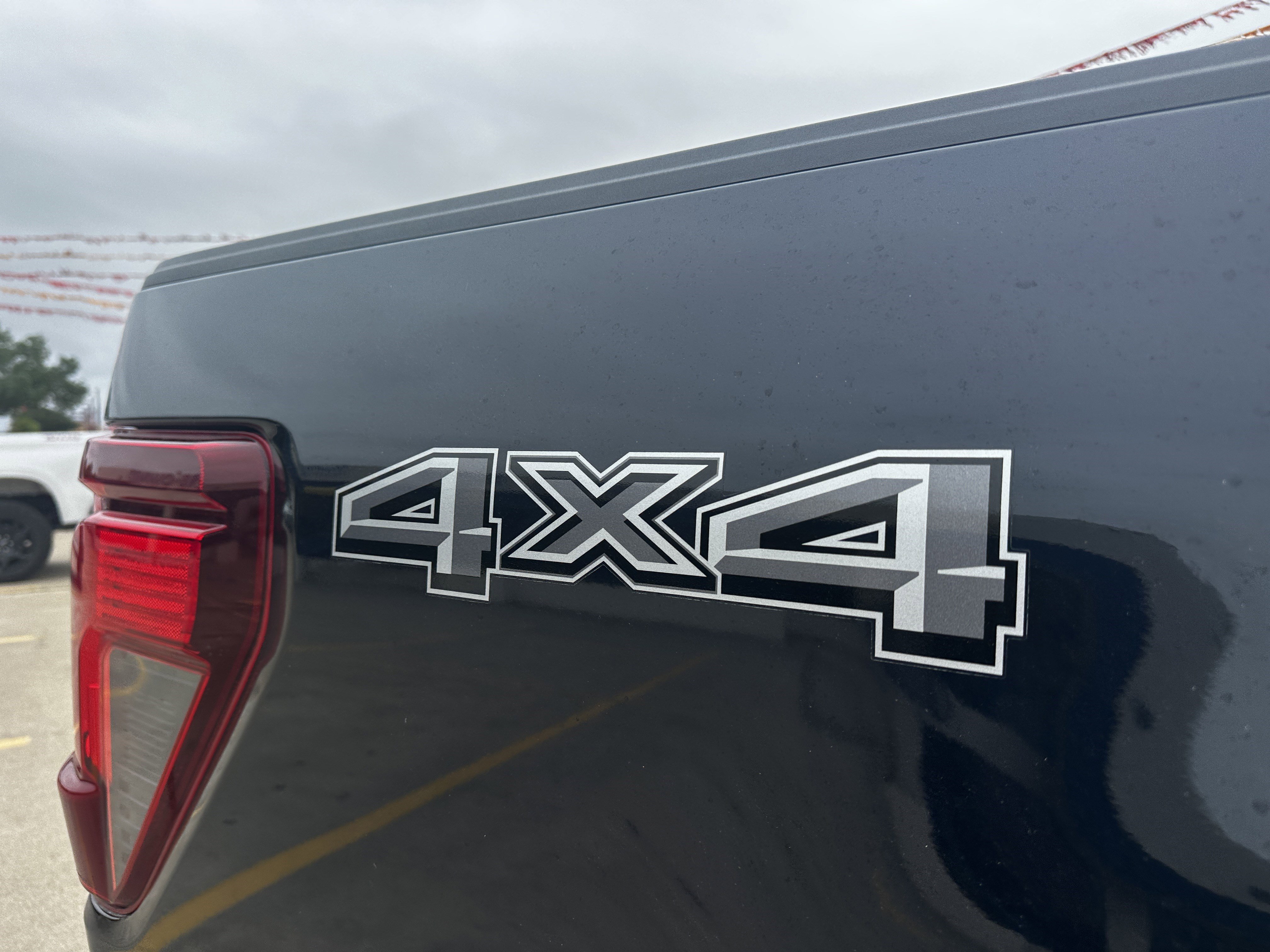 Certified 2024 Ford F150 XLT w/ XLT Black Appearance Package AWD/4WD image 6