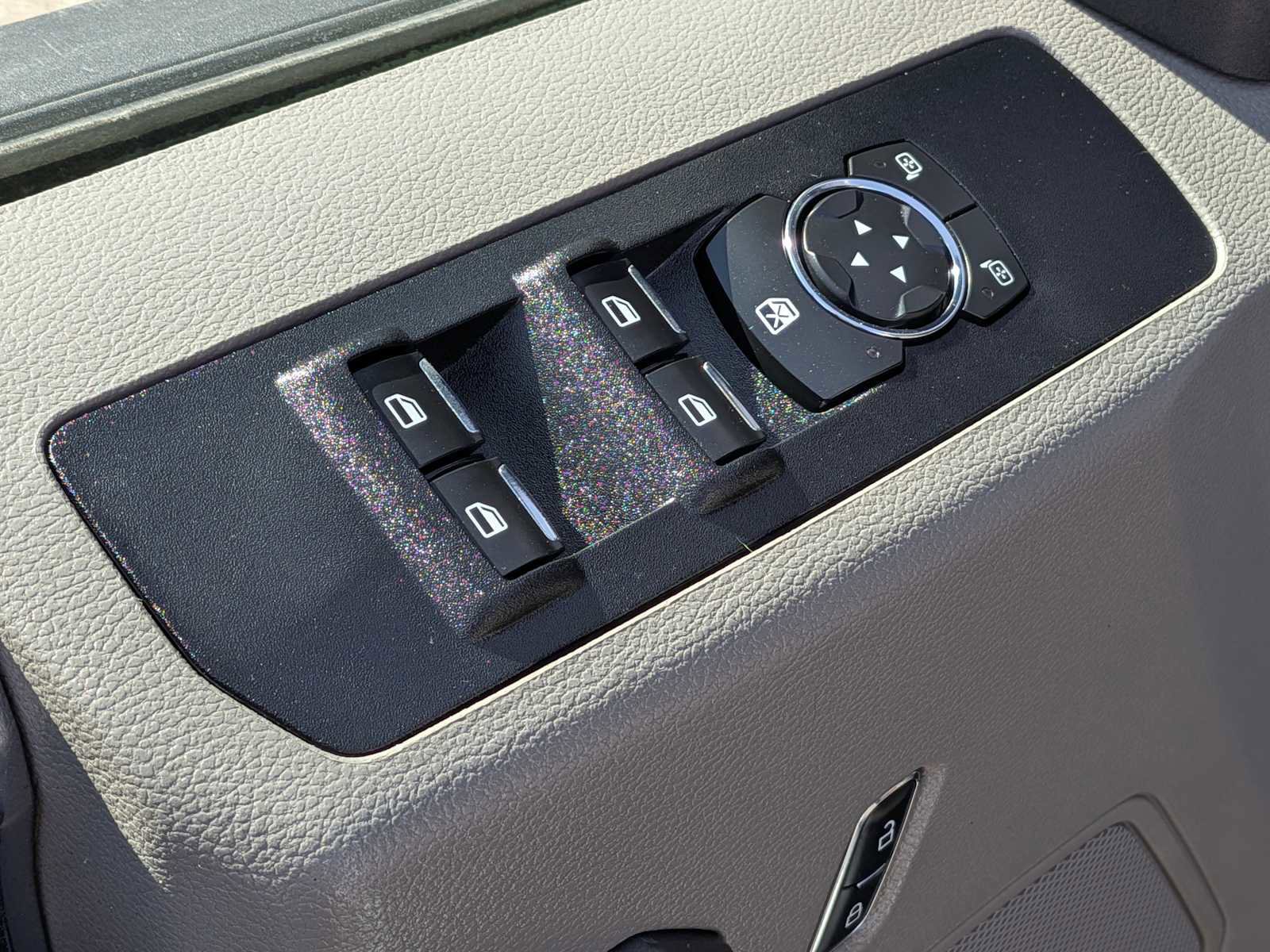 Certified 2020 Ford F350 XLT w/ XLT Value Package image 17