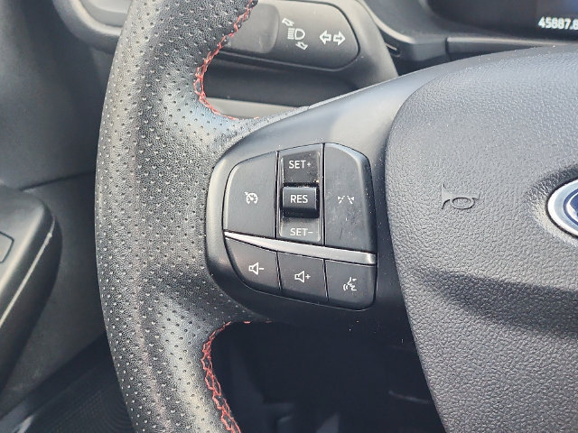 Certified 2025 Ford Escape ST-Line Select AWD/4WD image 14