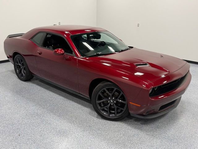 Used 2020 Dodge Challenger SXT w/ Blacktop Package RWD image 35