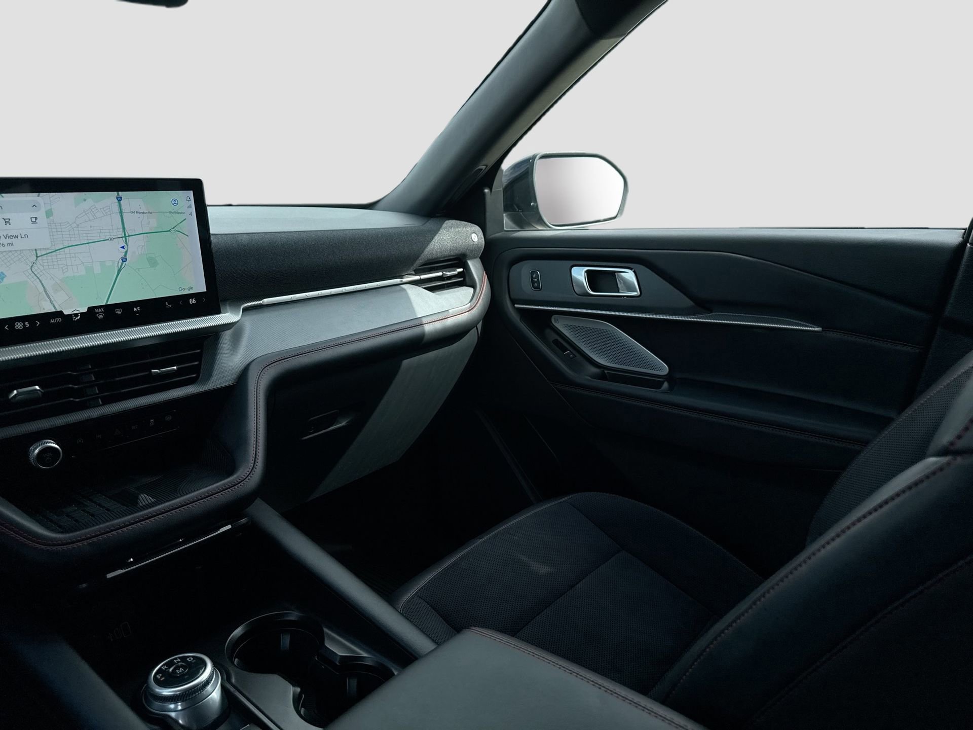 Certified 2025 Ford Explorer ST image 26