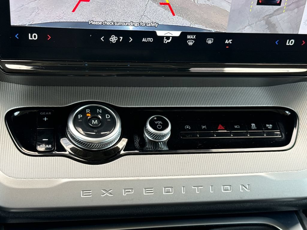 Certified 2025 Ford Expedition Active RWD image 24