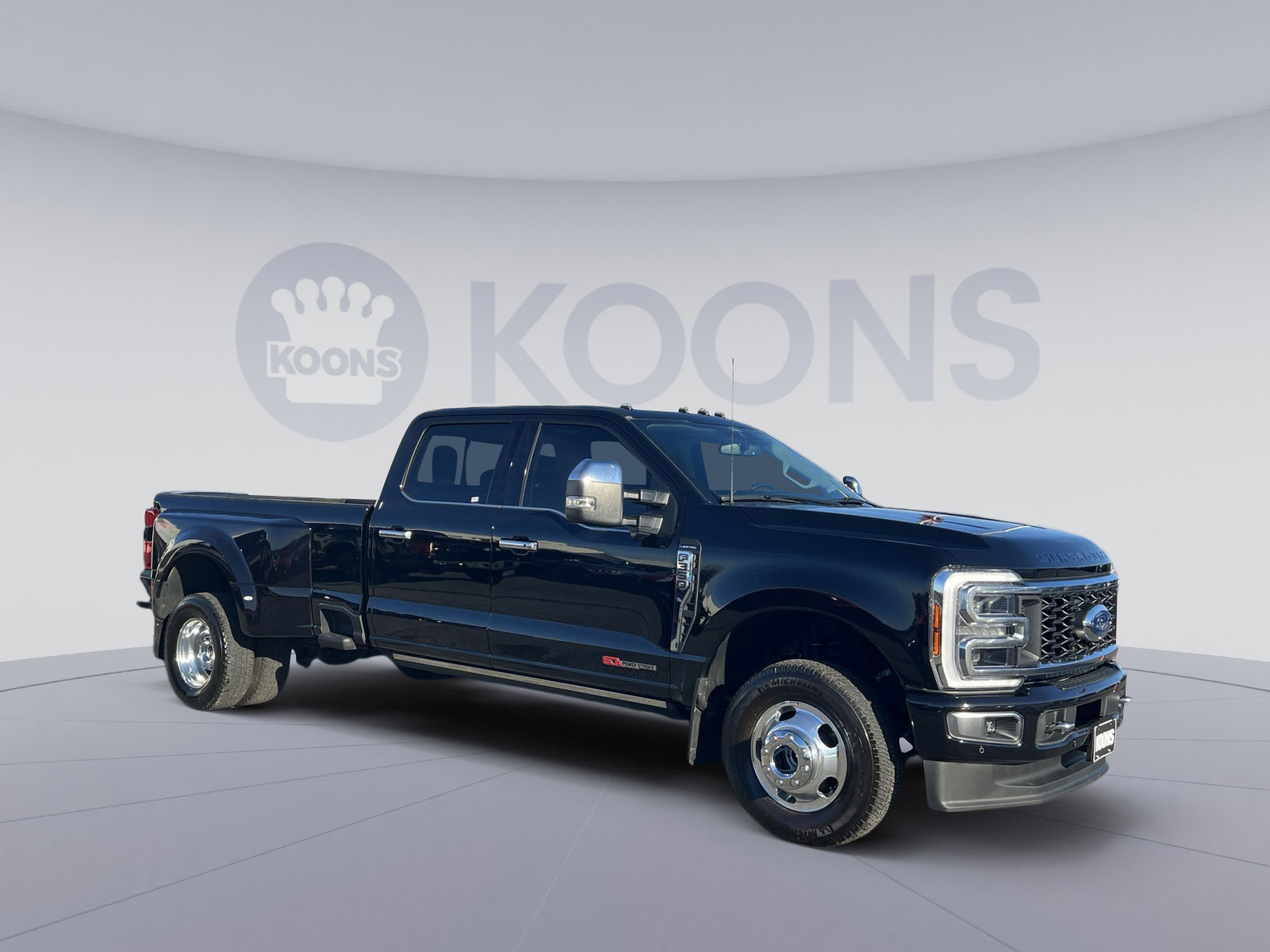 Certified 2024 Ford F350 Limited w/ FX4 Off-Road Package image 10