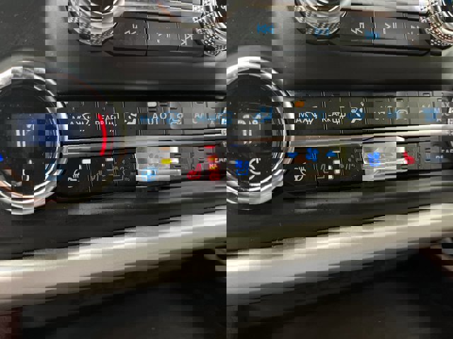 Certified 2023 Ford Expedition Limited image 27