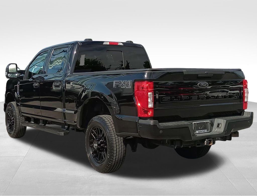 Certified 2022 Ford F250 XLT w/ Black Appearance Package AWD/4WD image 9
